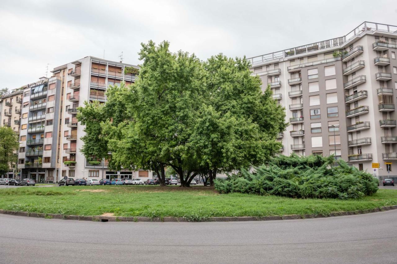 Sweett - Solari Lägenhet Milano Exteriör bild